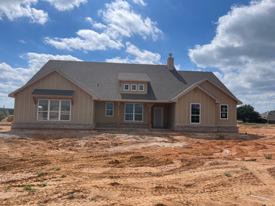 1008 Northern Oaks Court Springtown TX 76082