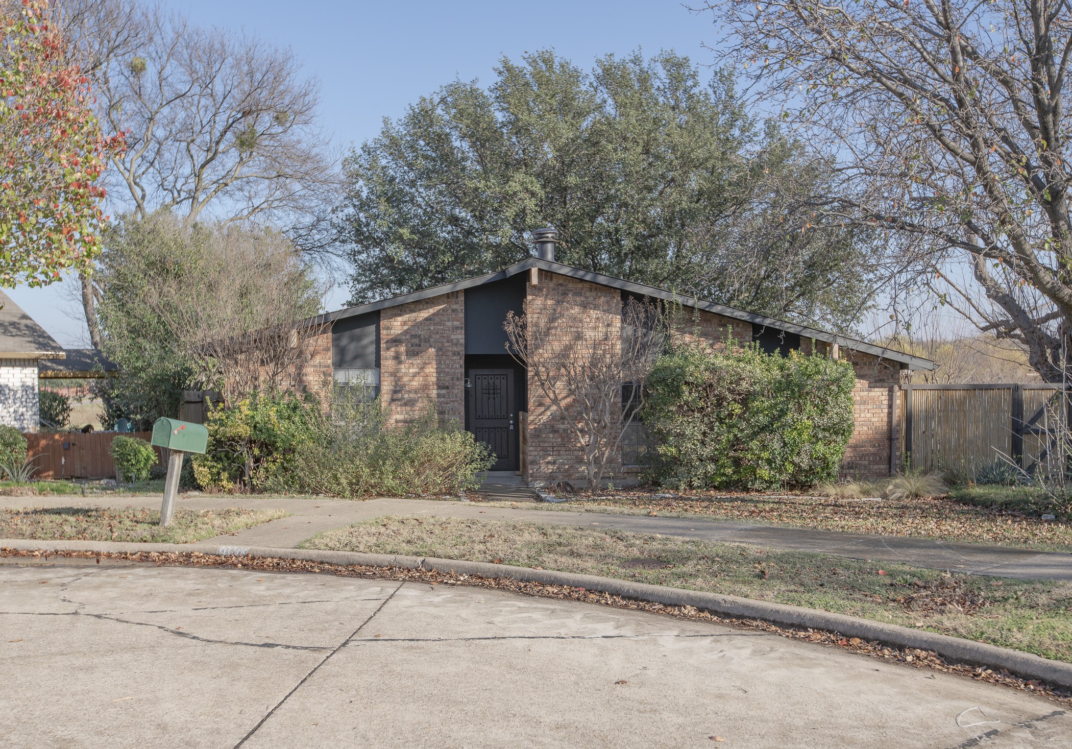 1974 Rambling Ridge Lane Carrollton TX 75007
