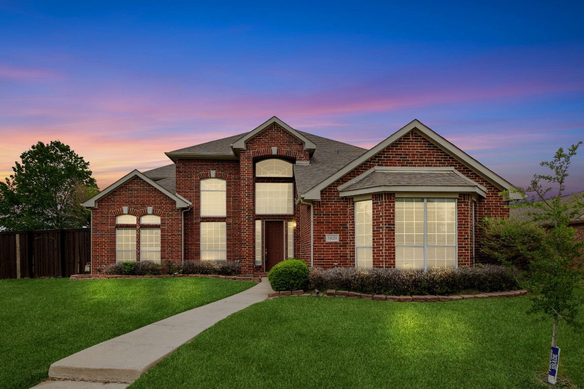 1420 Grimes Drive Carrollton TX 75010