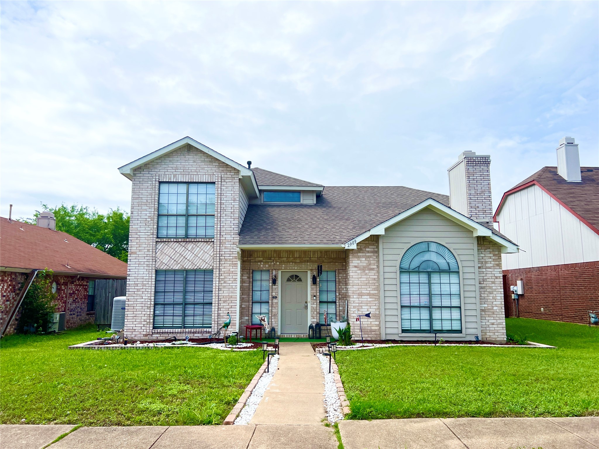 2909 Andante Drive Grand Prairie TX 75052