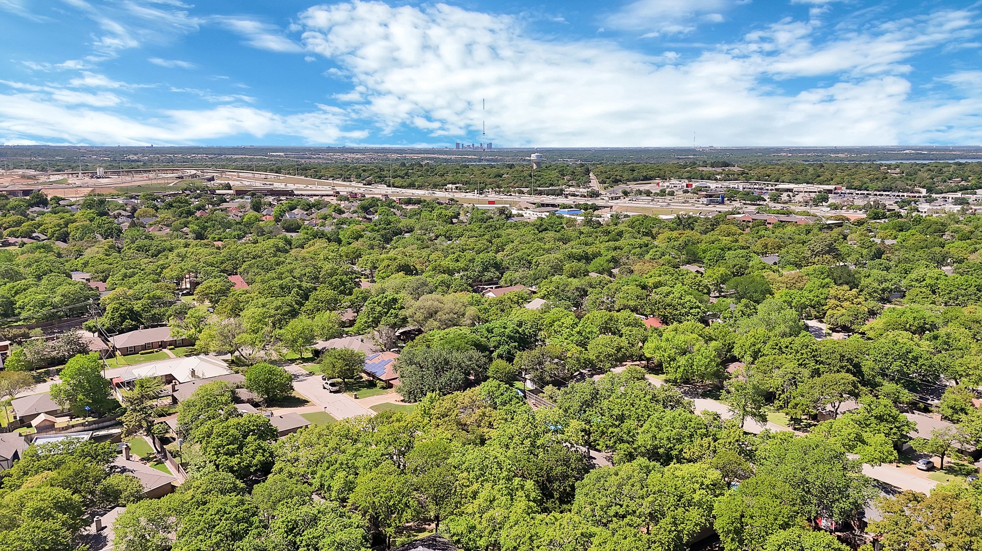 5715 Trail Crest Drive Arlington TX 76017