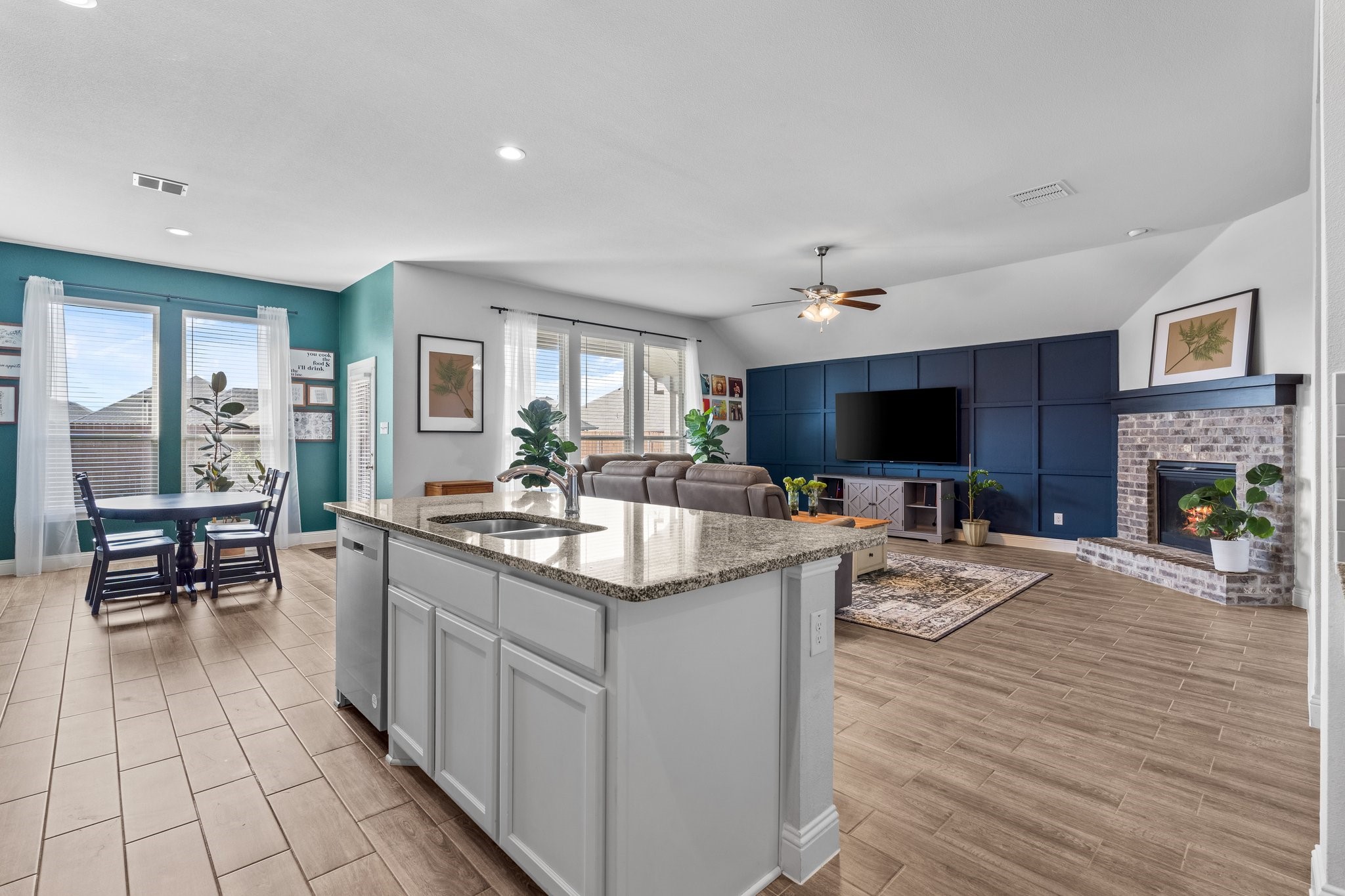 372 Chapel Hill Drive Forney TX 75126