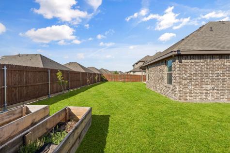 372 Chapel Hill Drive Forney TX 75126