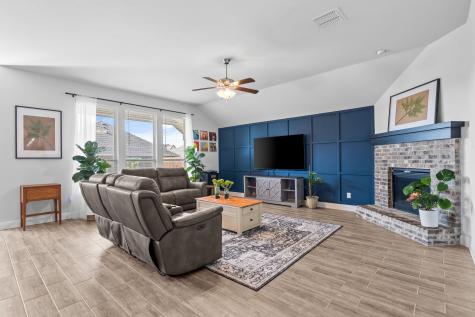 372 Chapel Hill Drive Forney TX 75126