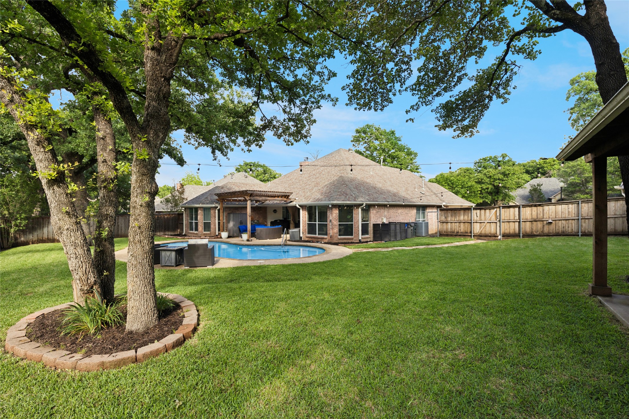 1573 Flying Jib Drive Azle TX 76020