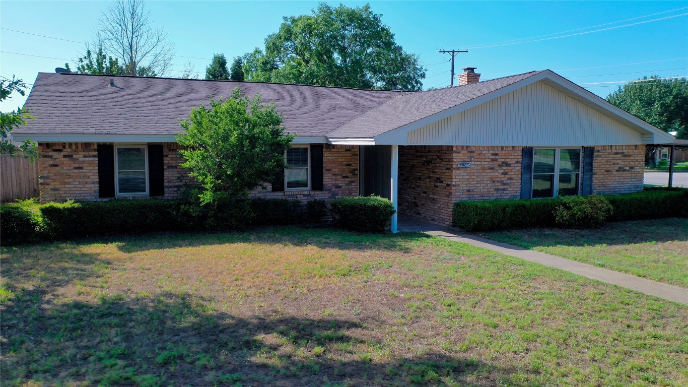 1201 Friona Street Bowie TX 76230