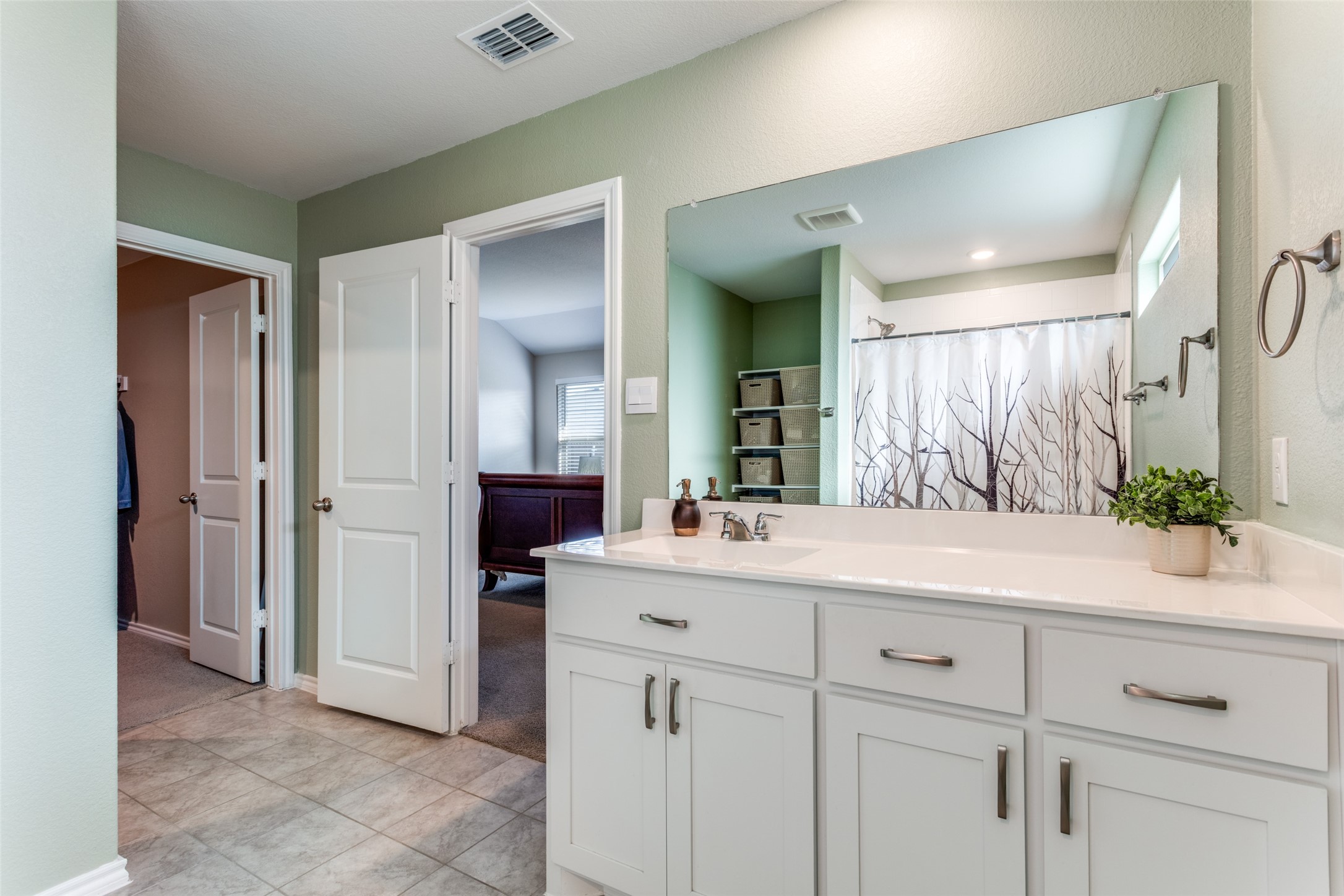 605 Basteen Lane Justin TX 76247