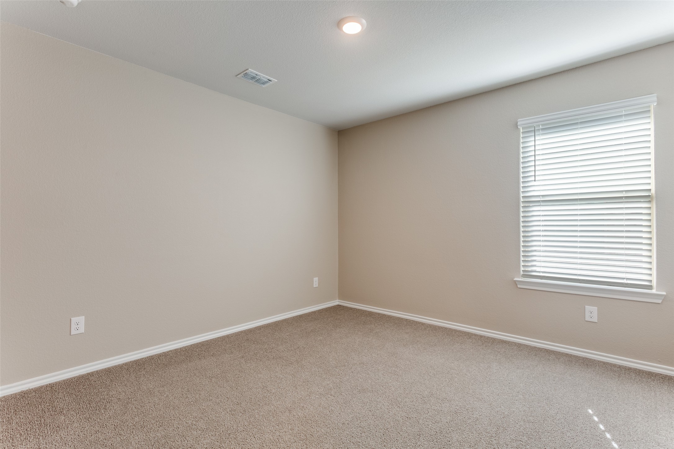 605 Basteen Lane Justin TX 76247