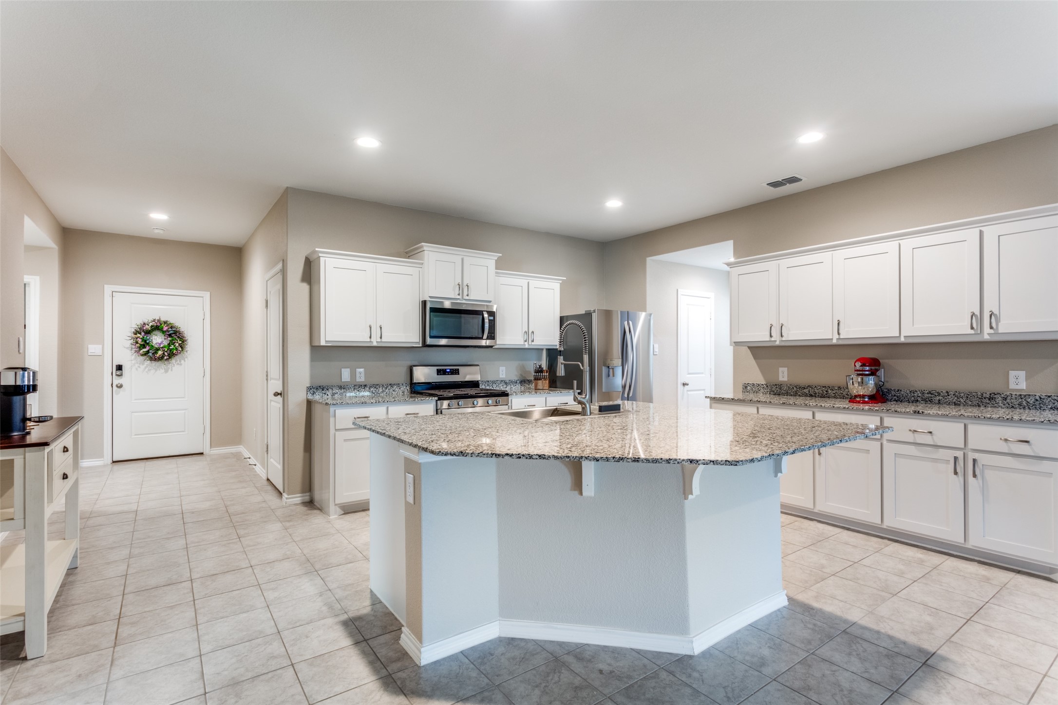 605 Basteen Lane Justin TX 76247