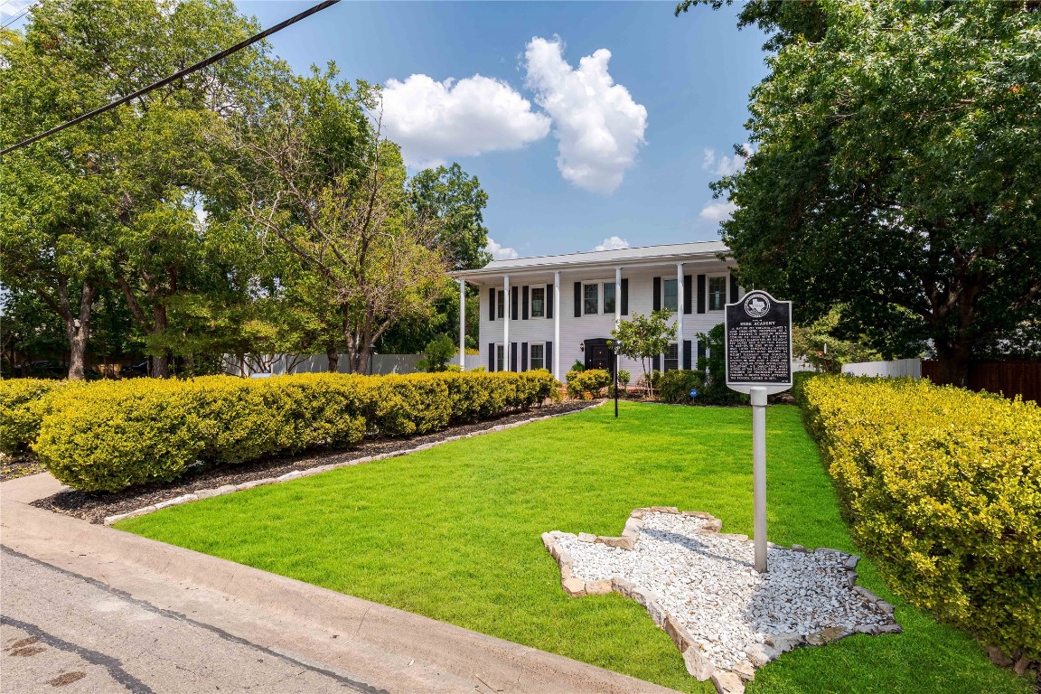 1306 N Waddill Street Mckinney TX 75069
