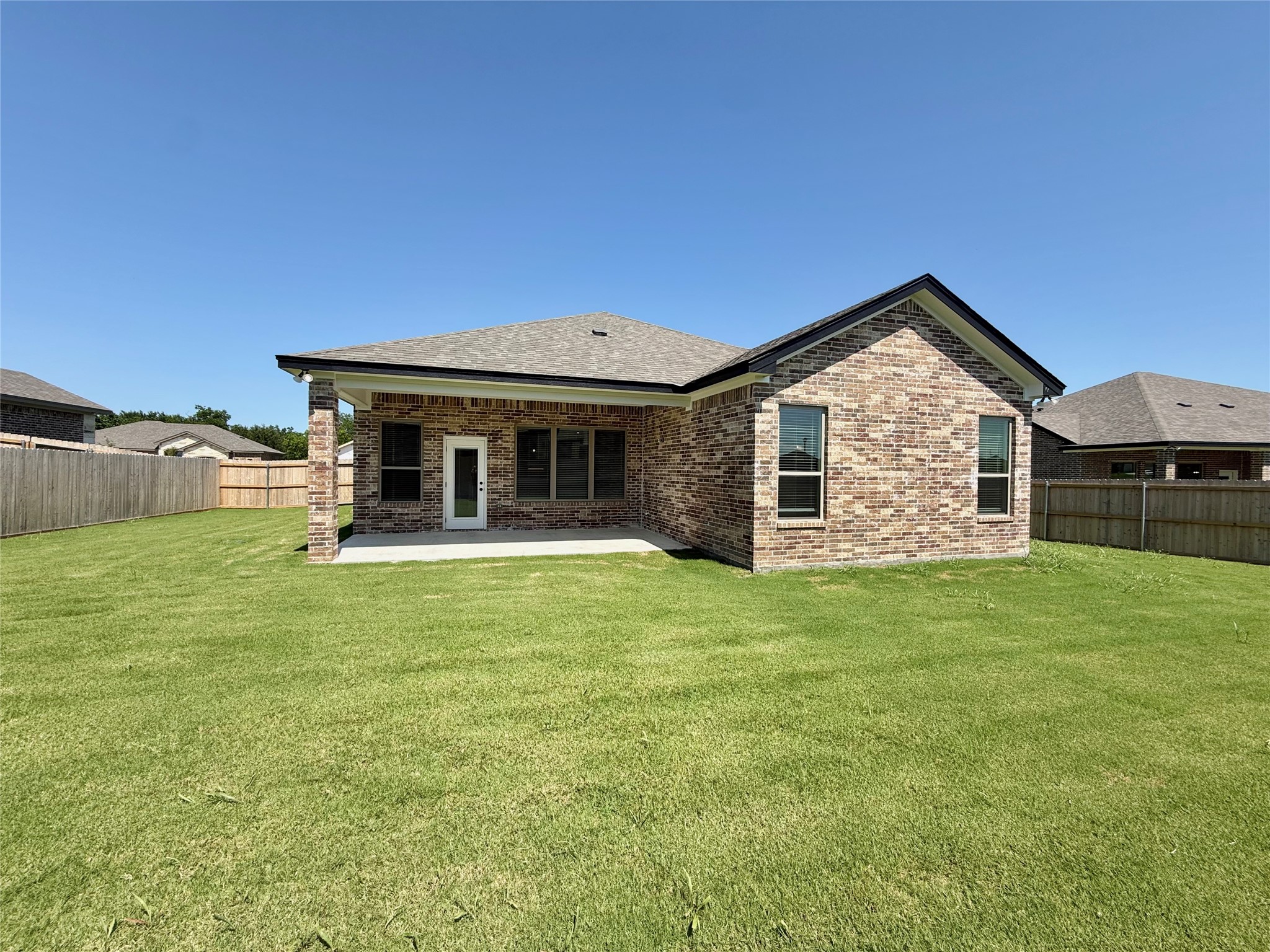 130 Lasso Loop Lorena TX 76655