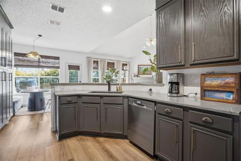 1012 Huntington Trail Mansfield TX 76063