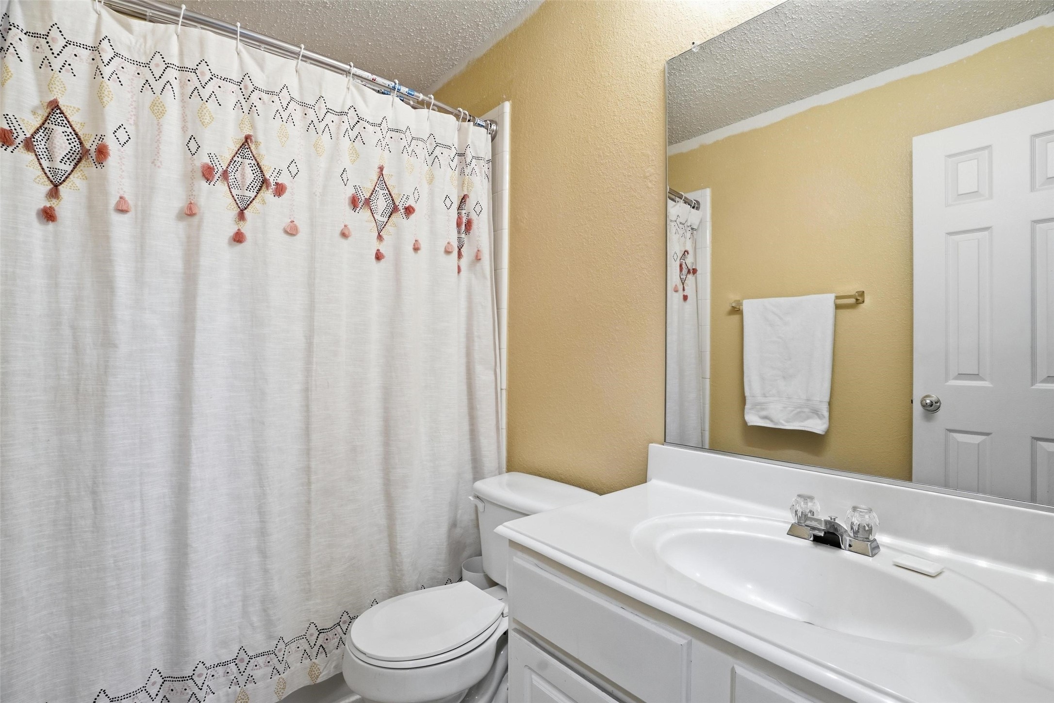 1012 Huntington Trail Mansfield TX 76063