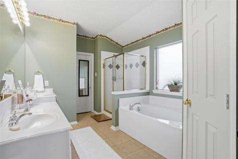 1012 Huntington Trail Mansfield TX 76063