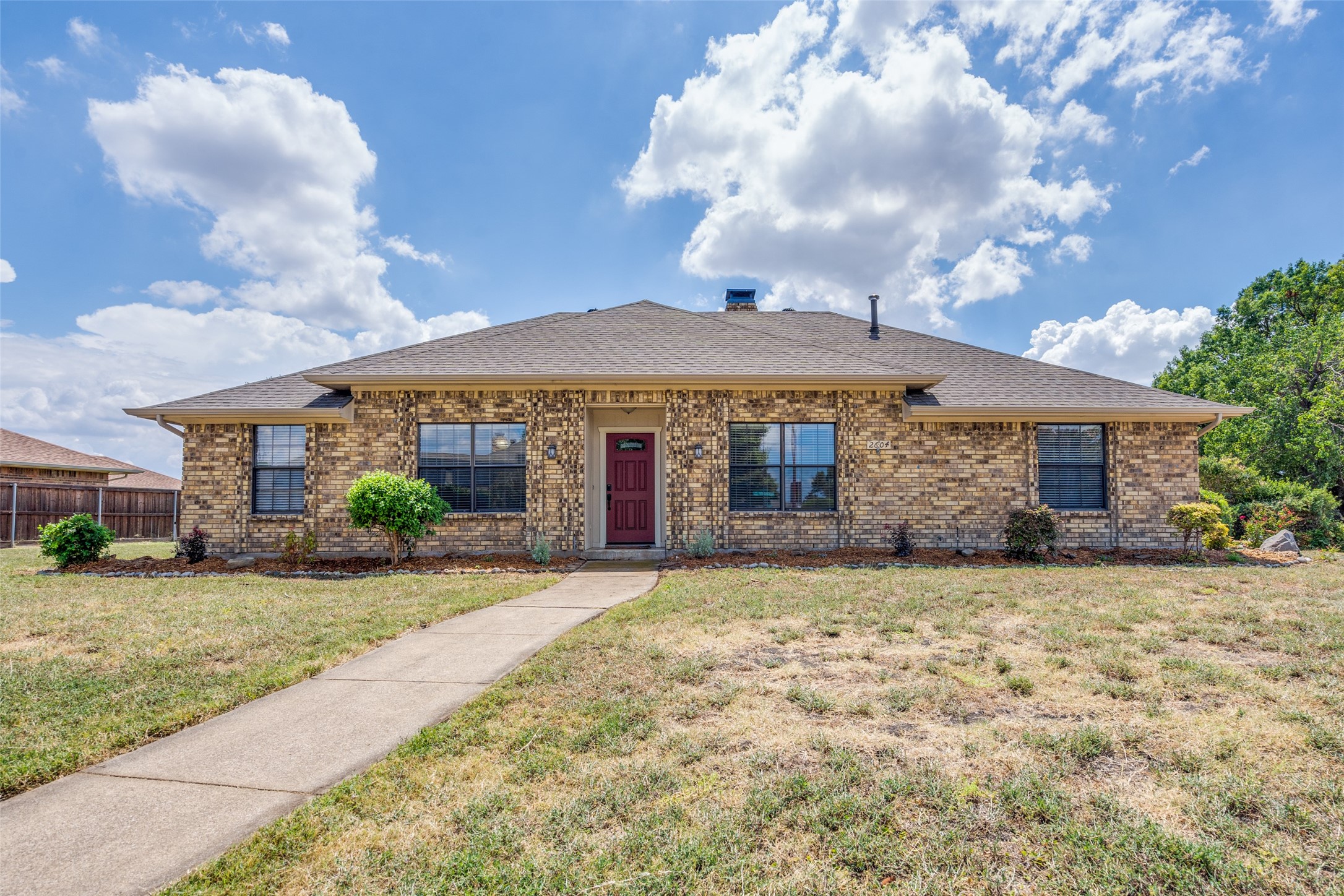 2604 Appledale Lane Dallas TX 75287