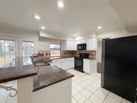 1951 Pin Oak Drive Flower Mound TX 75028
