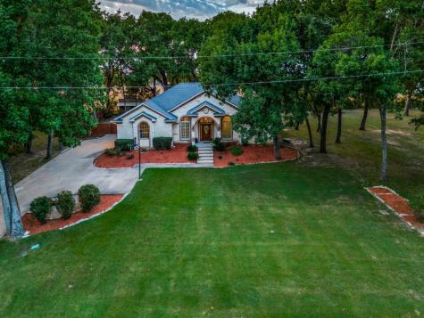 905 SE County Road 3129 Corsicana TX 75109