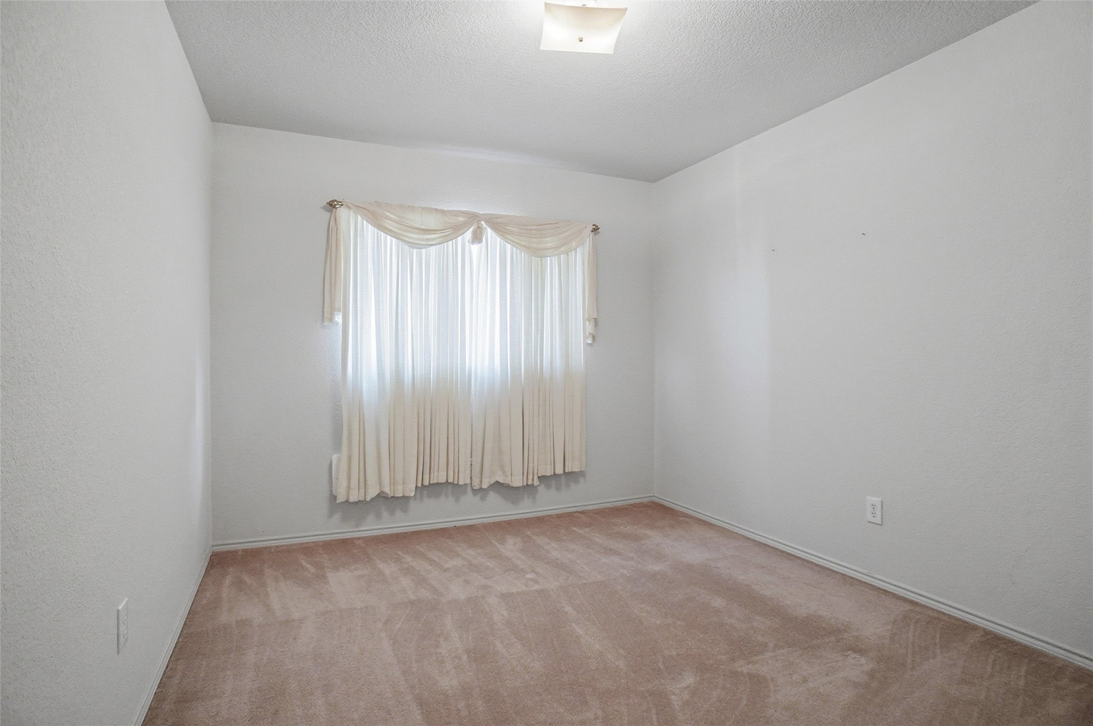 505 Del Mar Drive Ponder TX 76259
