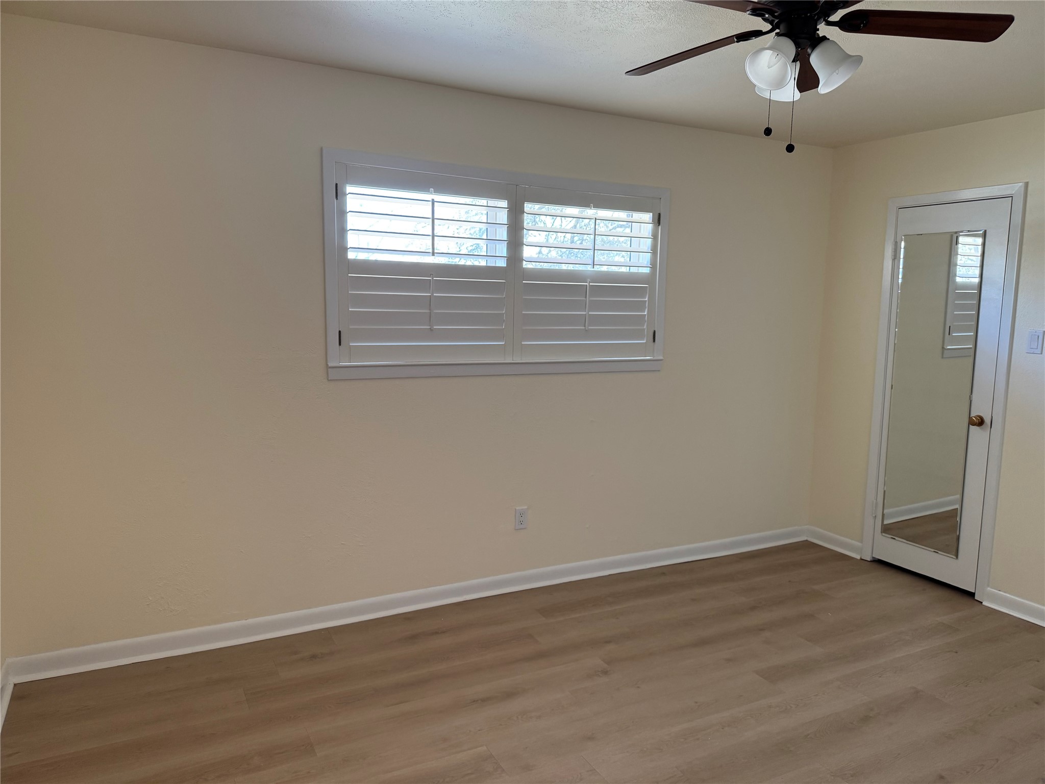 6025 Wrigley Way Fort Worth TX 76133