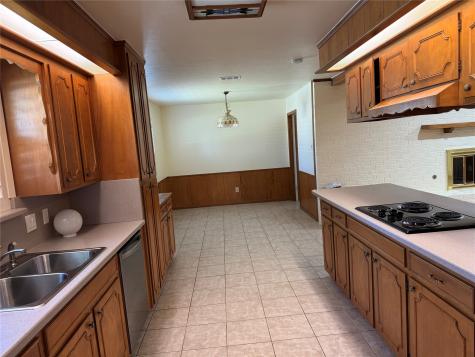 6025 Wrigley Way Fort Worth TX 76133