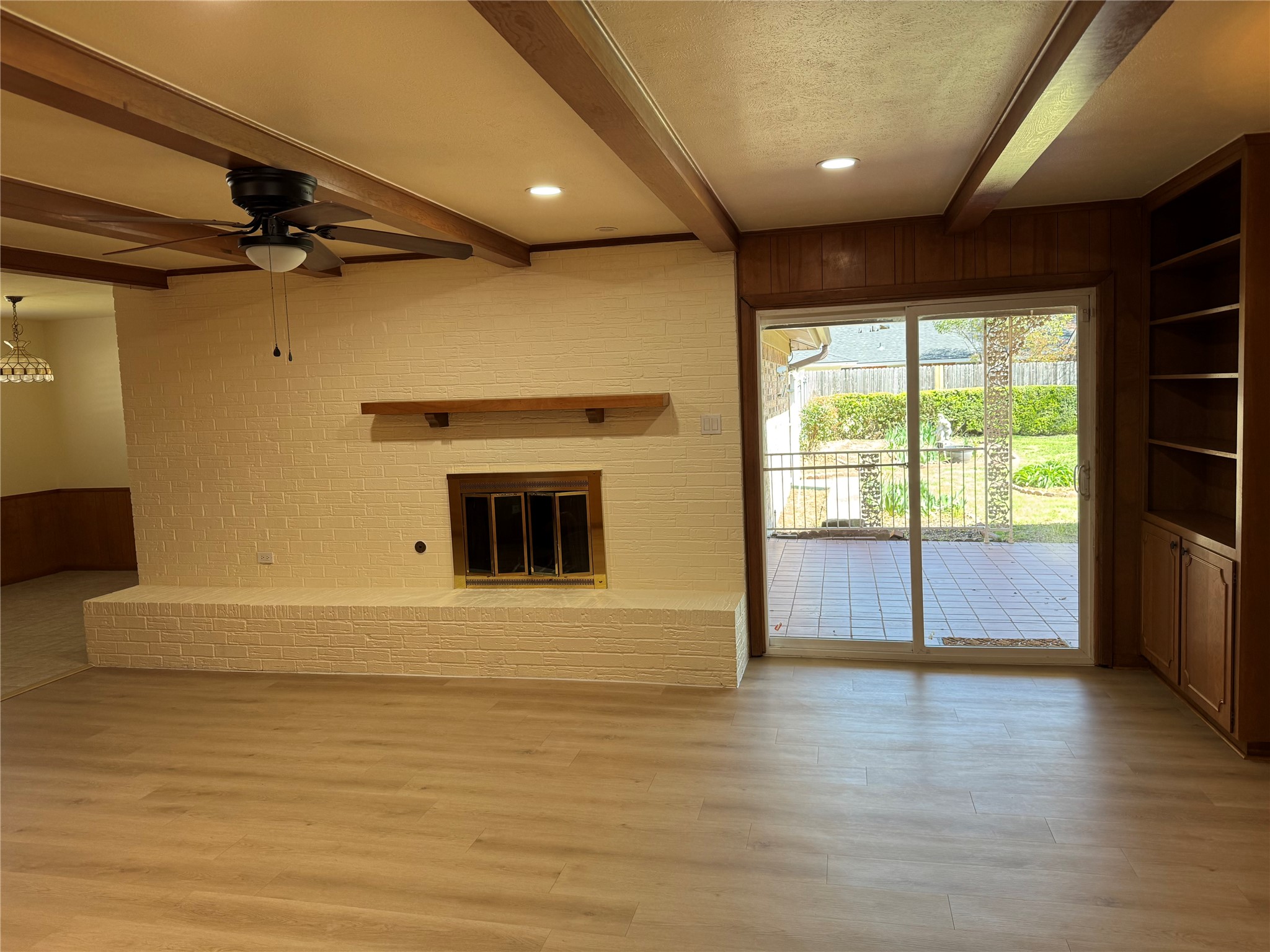 6025 Wrigley Way Fort Worth TX 76133