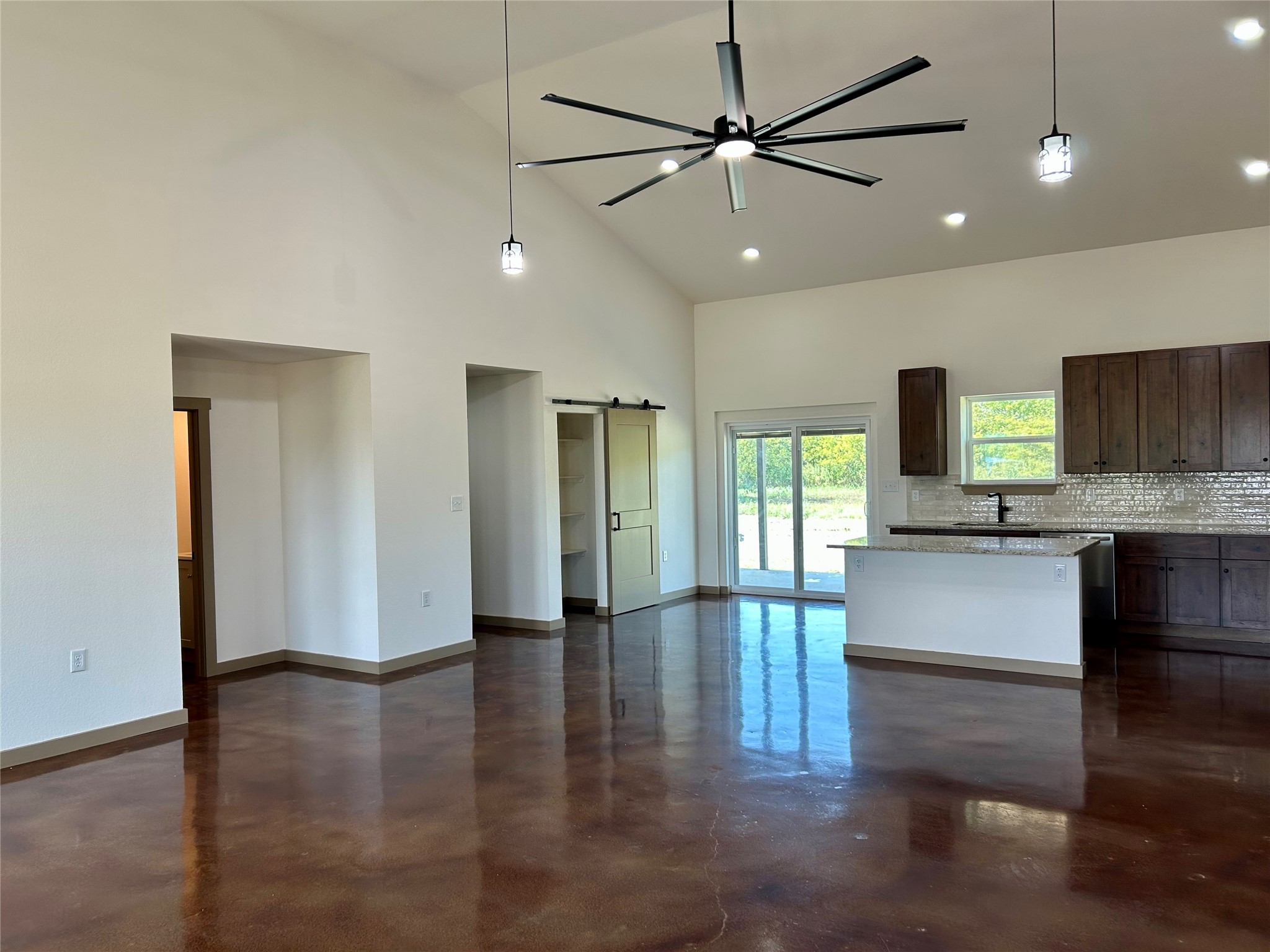 231 Hcr 1206 Blum TX 76627