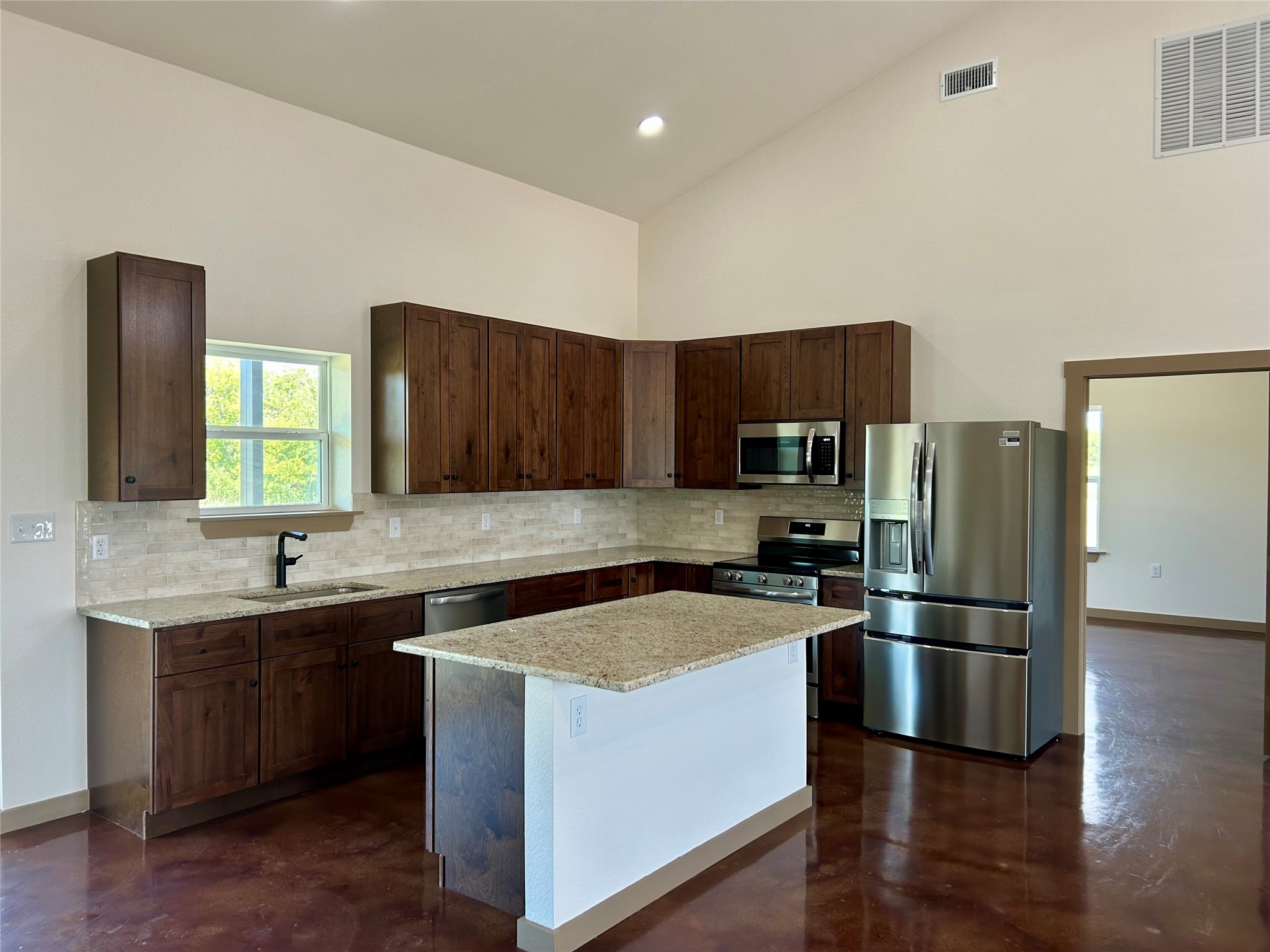 231 Hcr 1206 Blum TX 76627