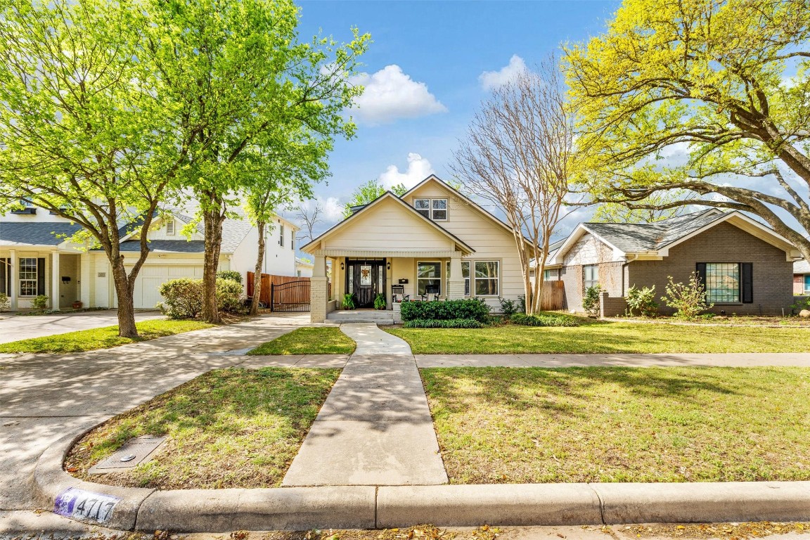 4717 Pershing Avenue Fort Worth TX 76107
