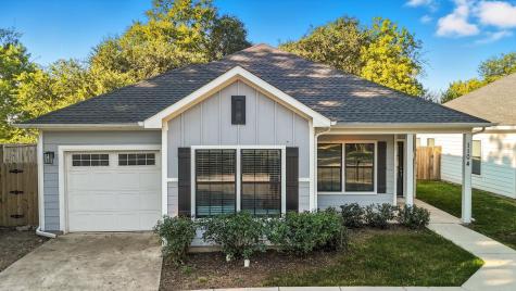 1104 E Jefferson Street Waxahachie TX 75165