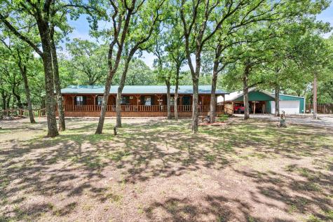 1890 Oak Valley Lane Corsicana TX 75110