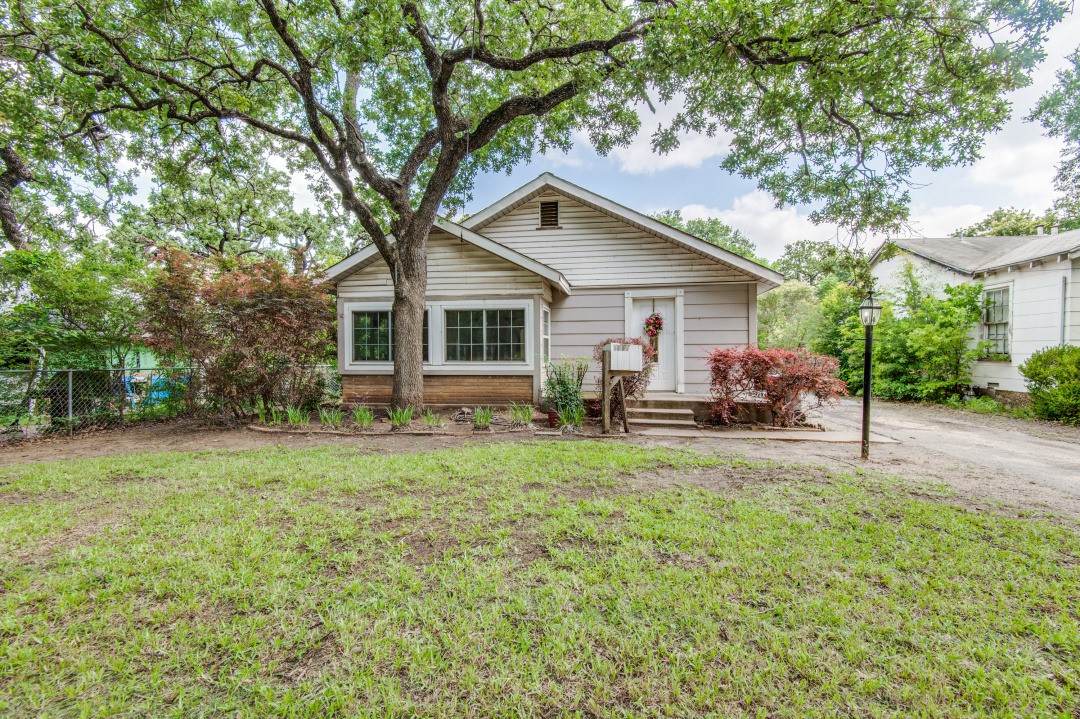 5036 Morris Avenue Fort Worth TX 76103