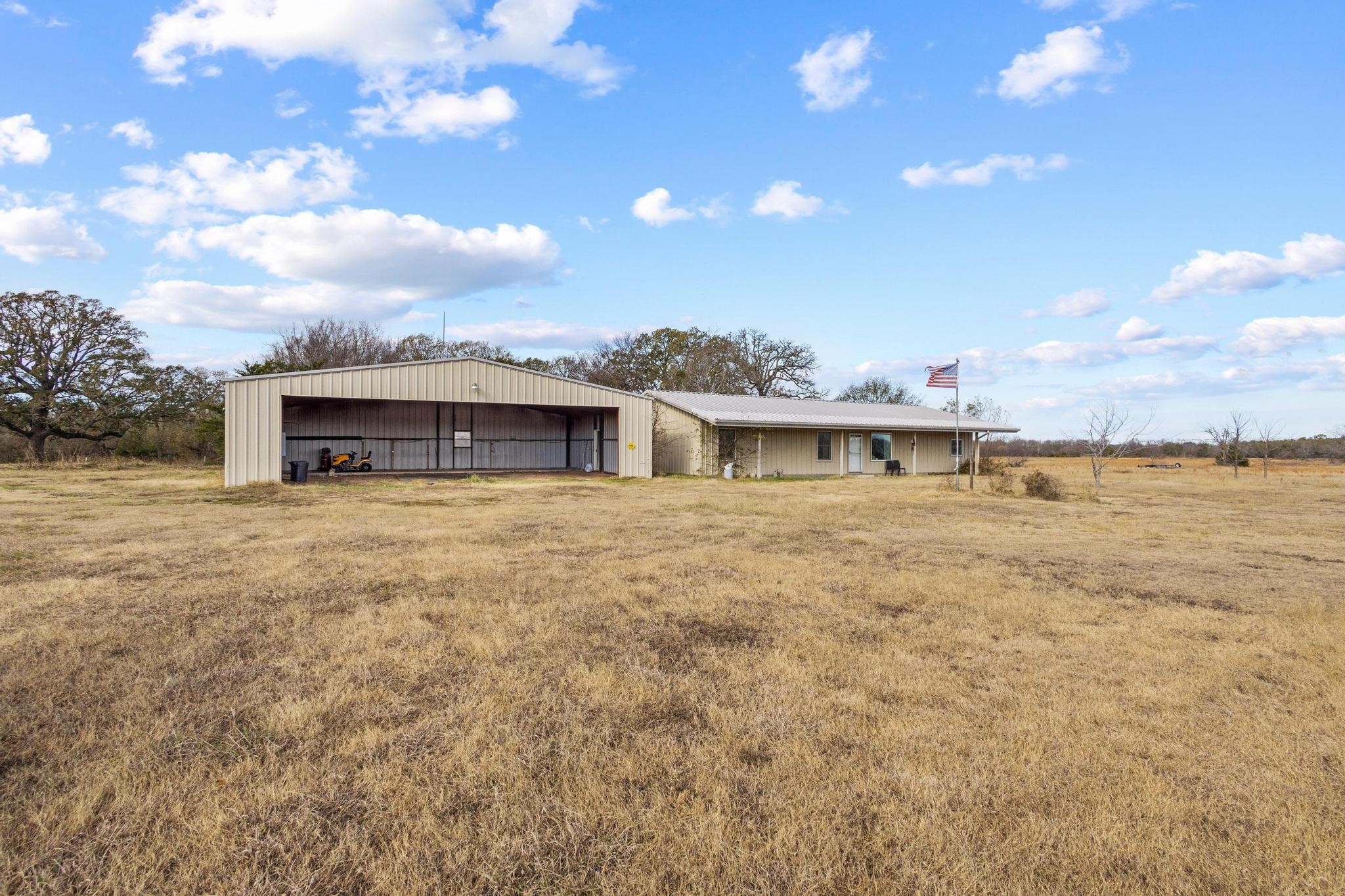 1841 County Road 36080 Honey Grove TX 75446