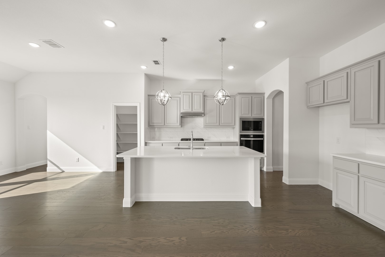 904 Meadow View Drive Cleburne TX 76033
