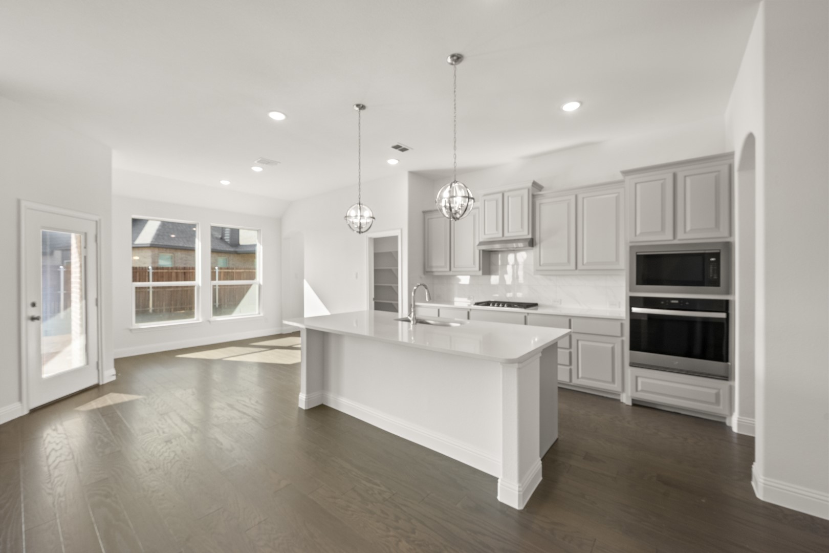 904 Meadow View Drive Cleburne TX 76033
