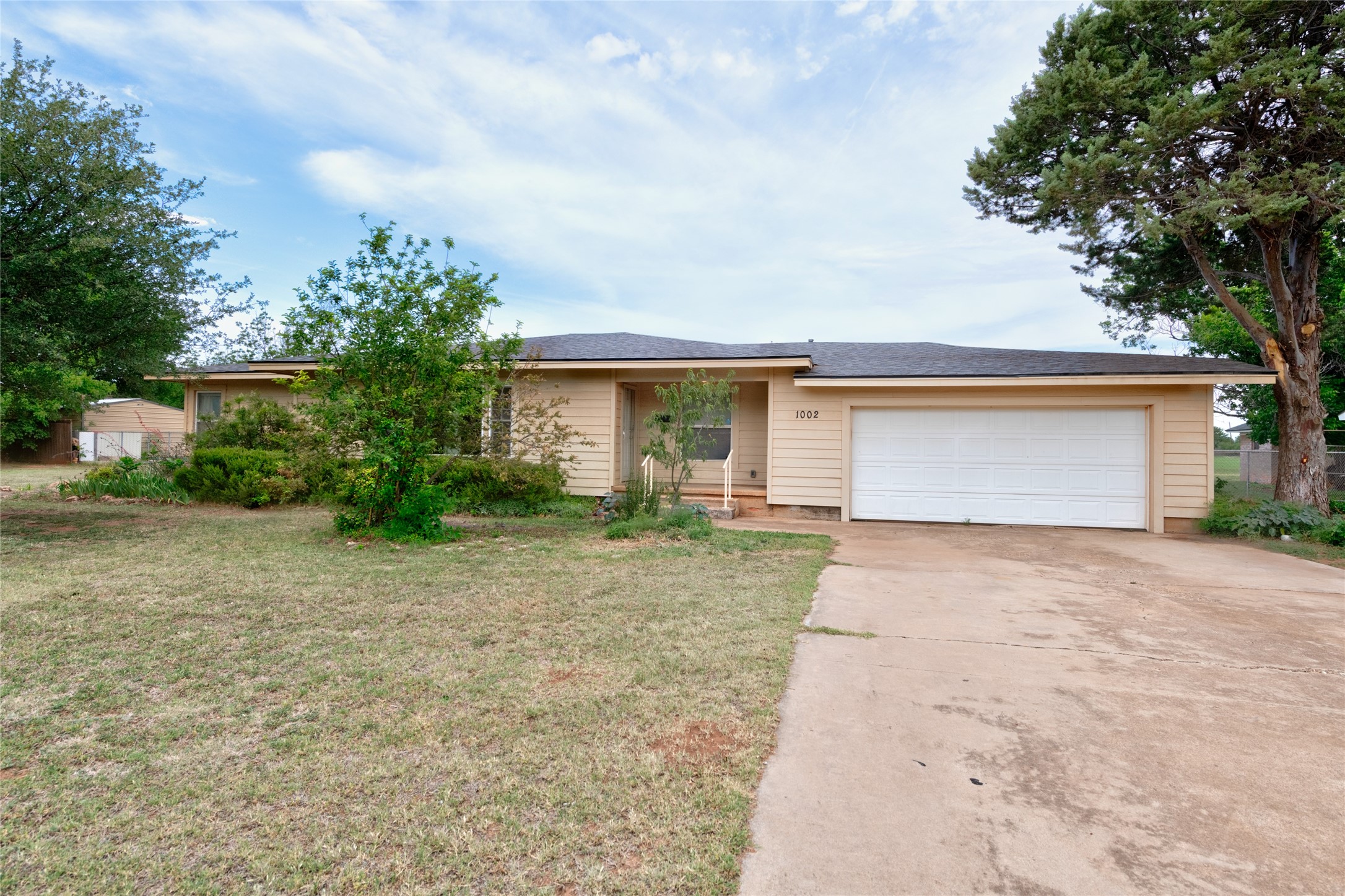1002 Trundy Merkel TX 79536