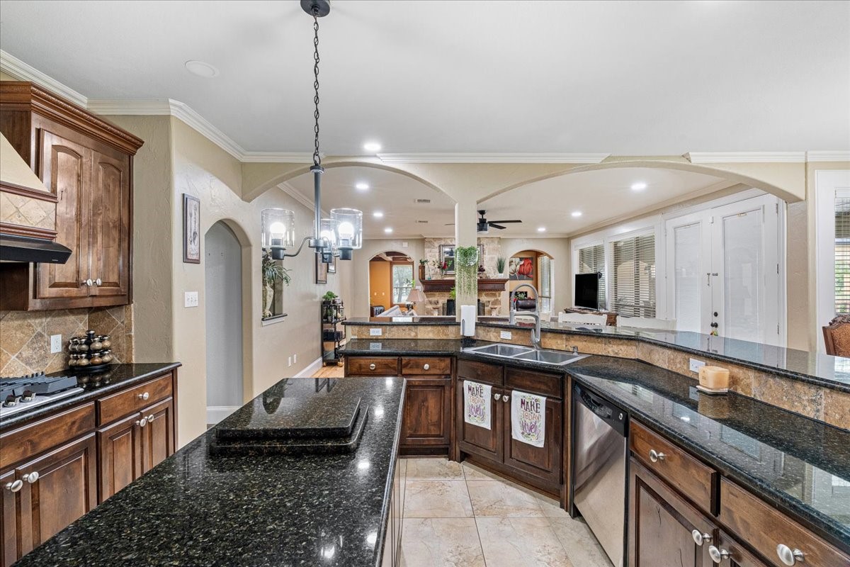 3795 Fm 66 Waxahachie TX 75167