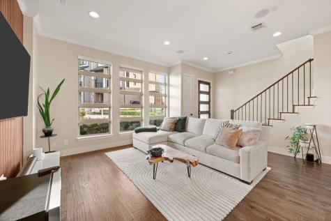 8254 Laflin Lane Dallas TX 75231