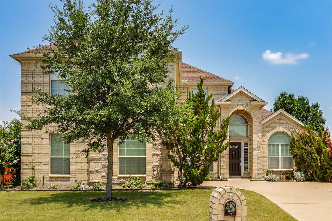5544 Brazoria Drive Grand Prairie TX 75052