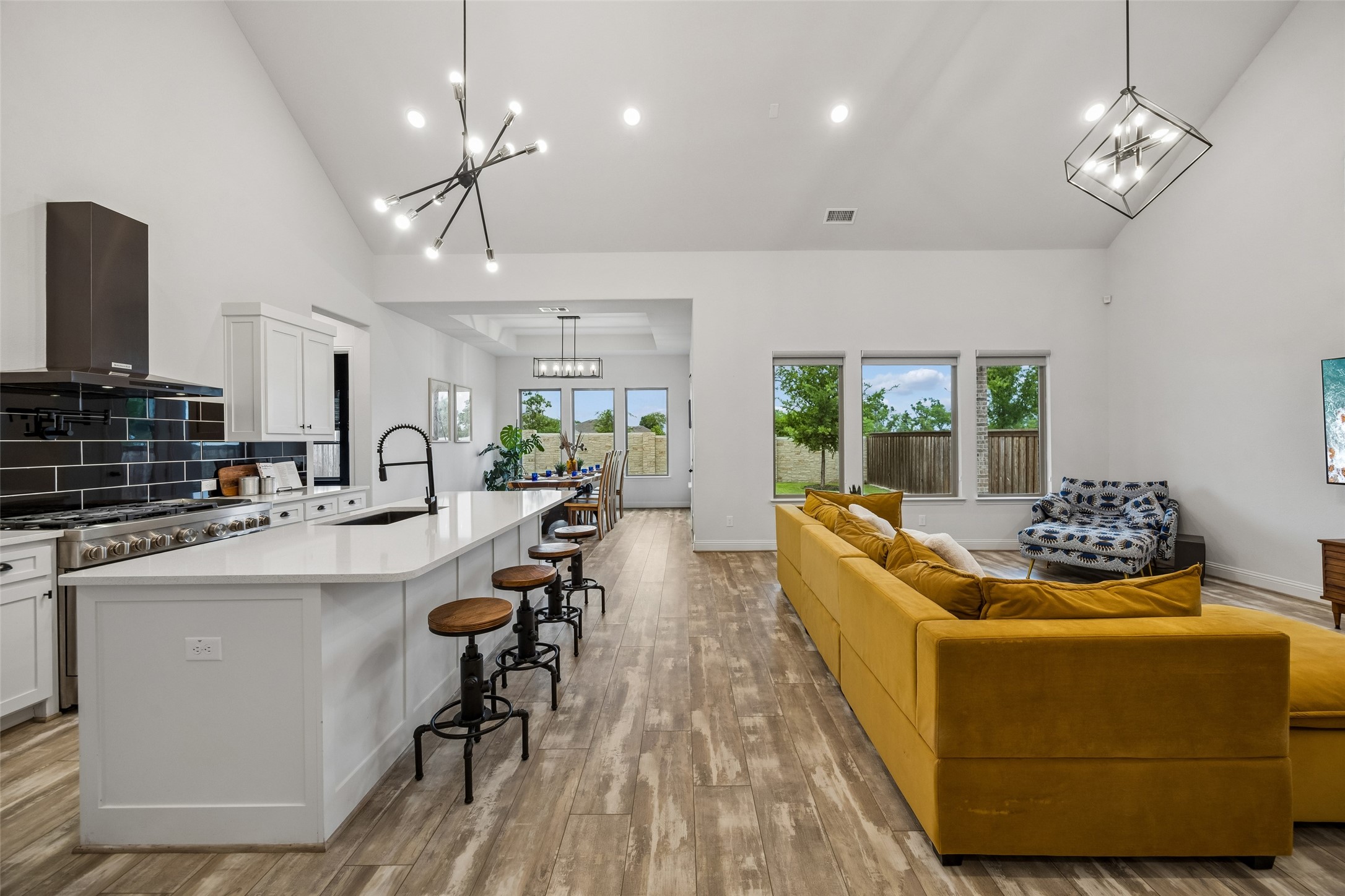 309 Calmwater Cove Mckinney TX 75071