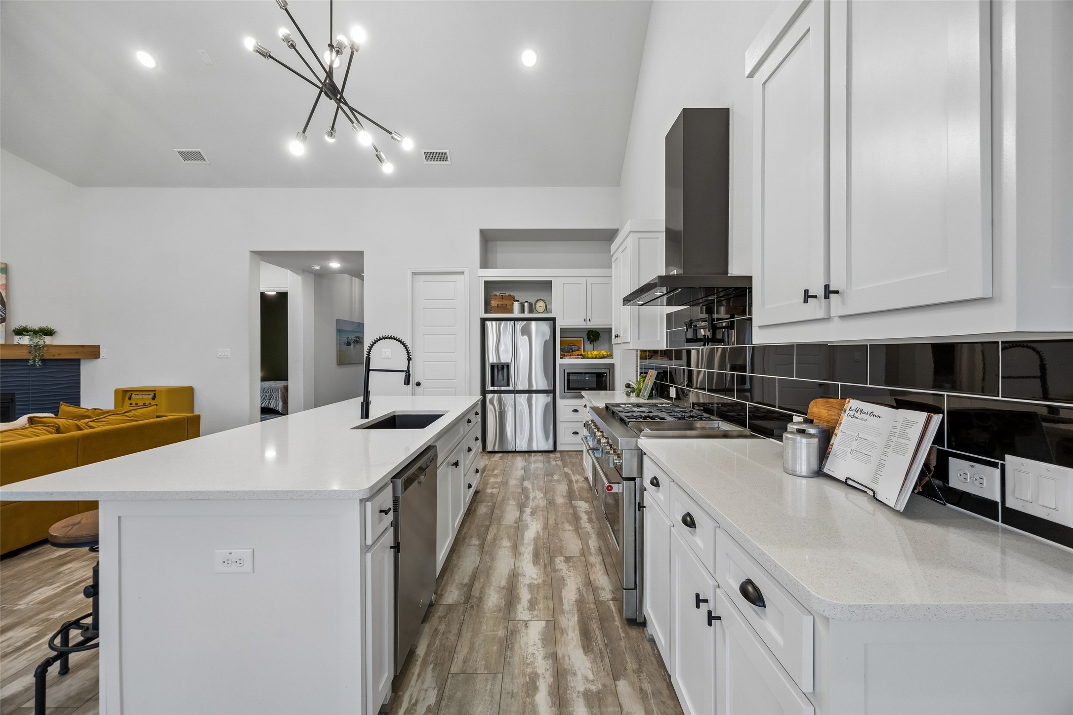 309 Calmwater Cove Mckinney TX 75071