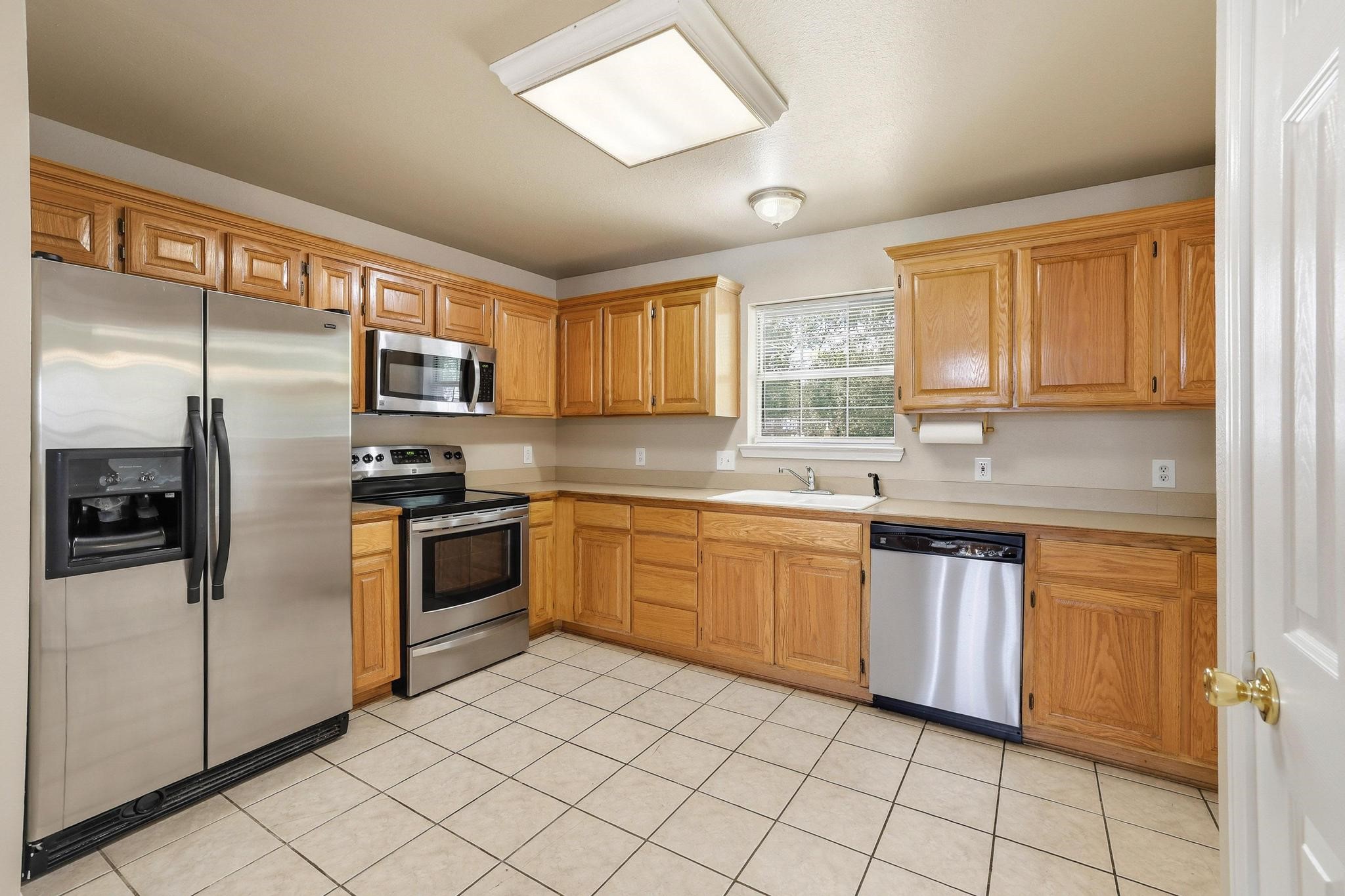 210 Bryant Street Pottsboro TX 75076