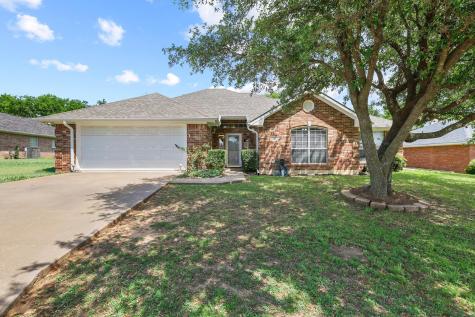 210 Bryant Street Pottsboro TX 75076