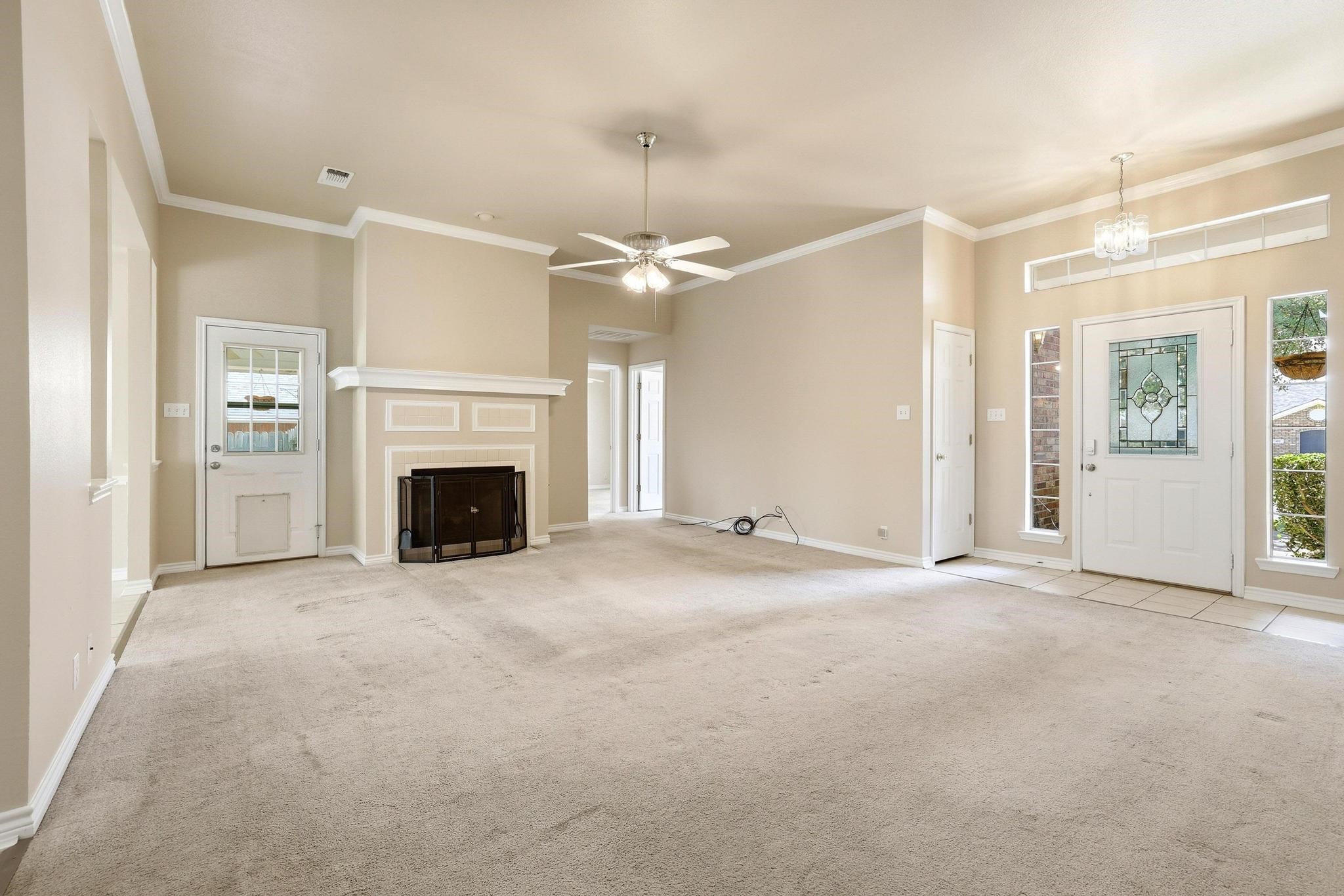 210 Bryant Street Pottsboro TX 75076