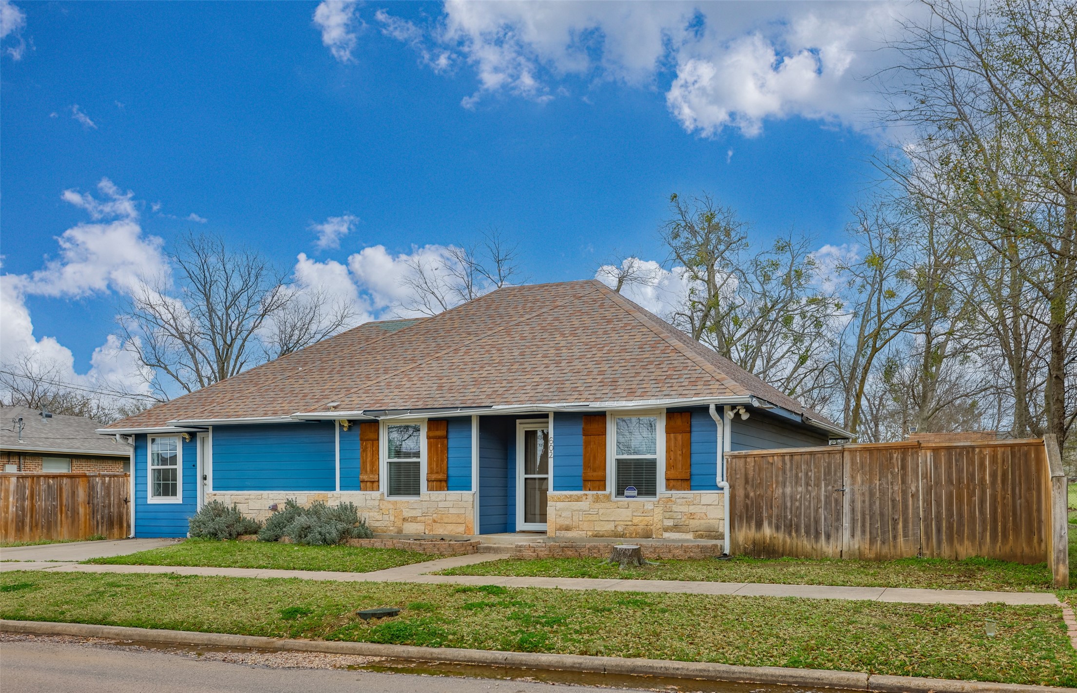 602 N Jordan Street Whitesboro TX 76273