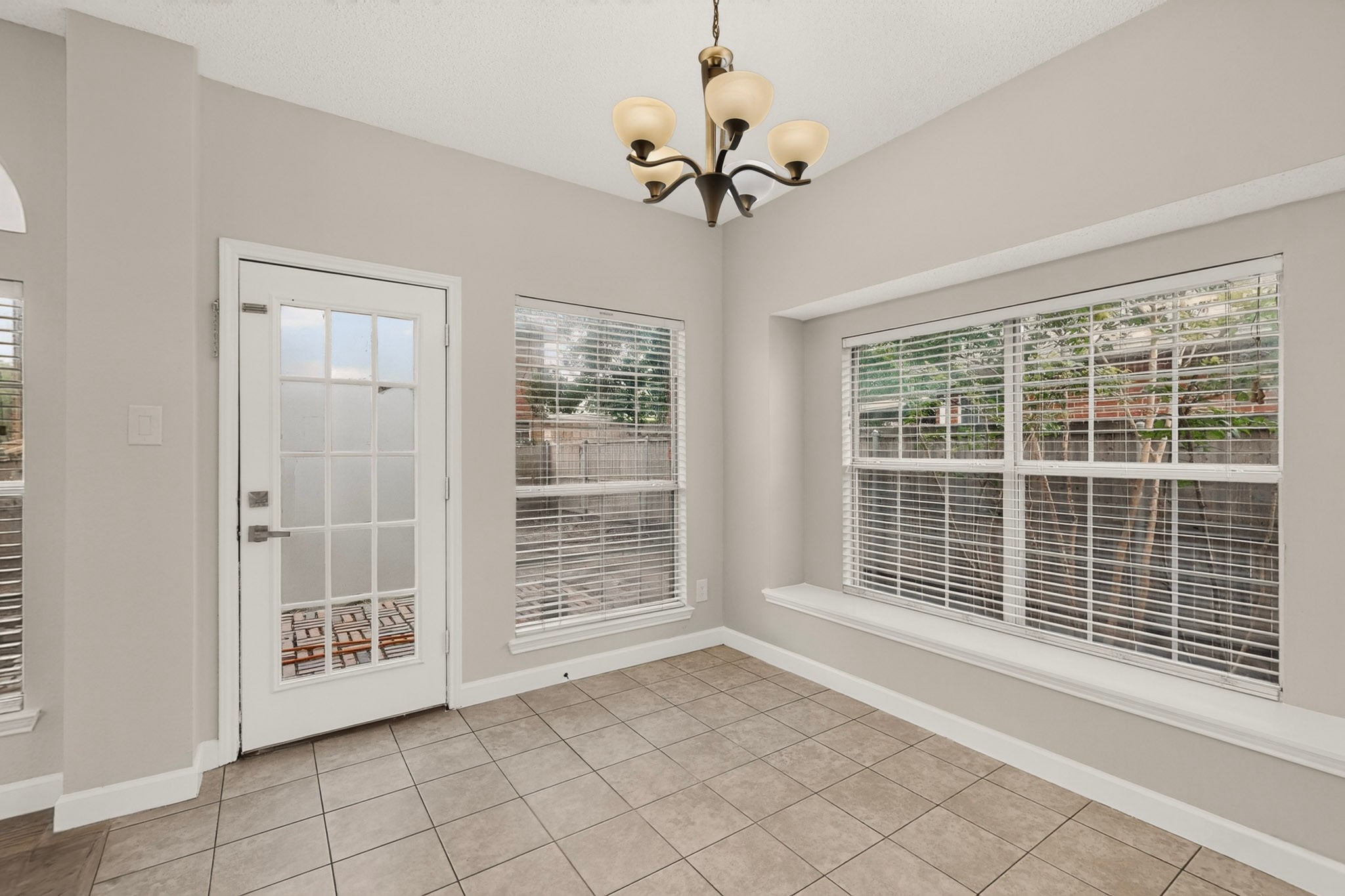 4118 Wynford Drive Garland TX 75043