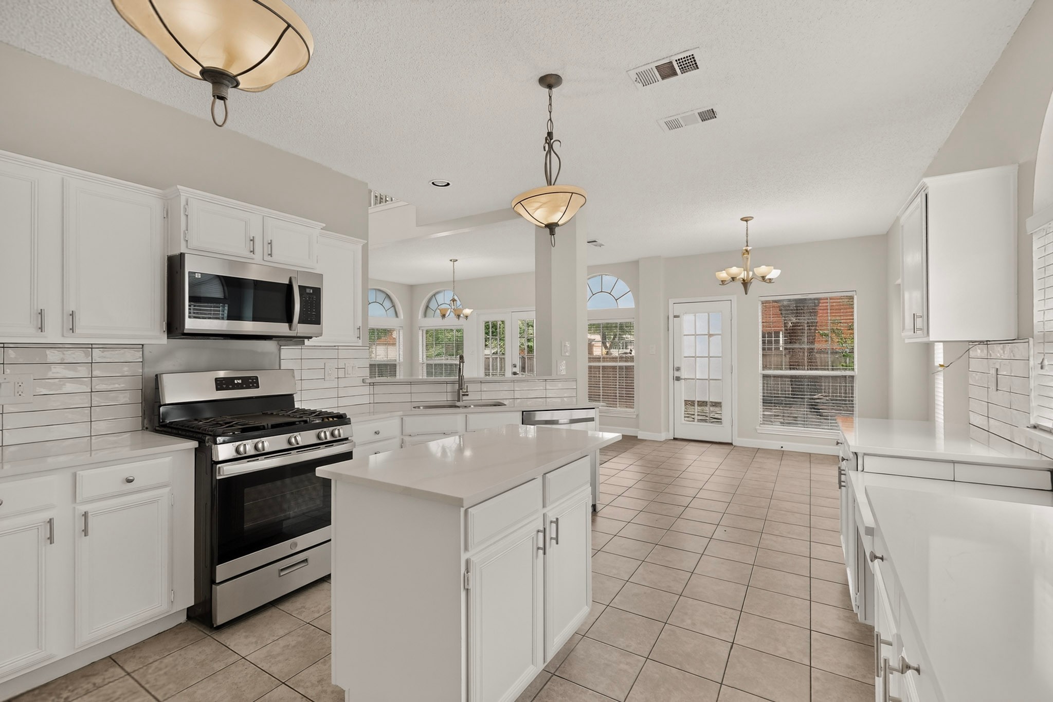 4118 Wynford Drive Garland TX 75043