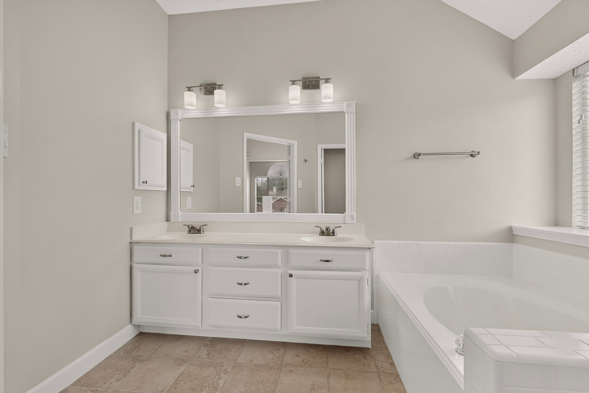 4118 Wynford Drive Garland TX 75043