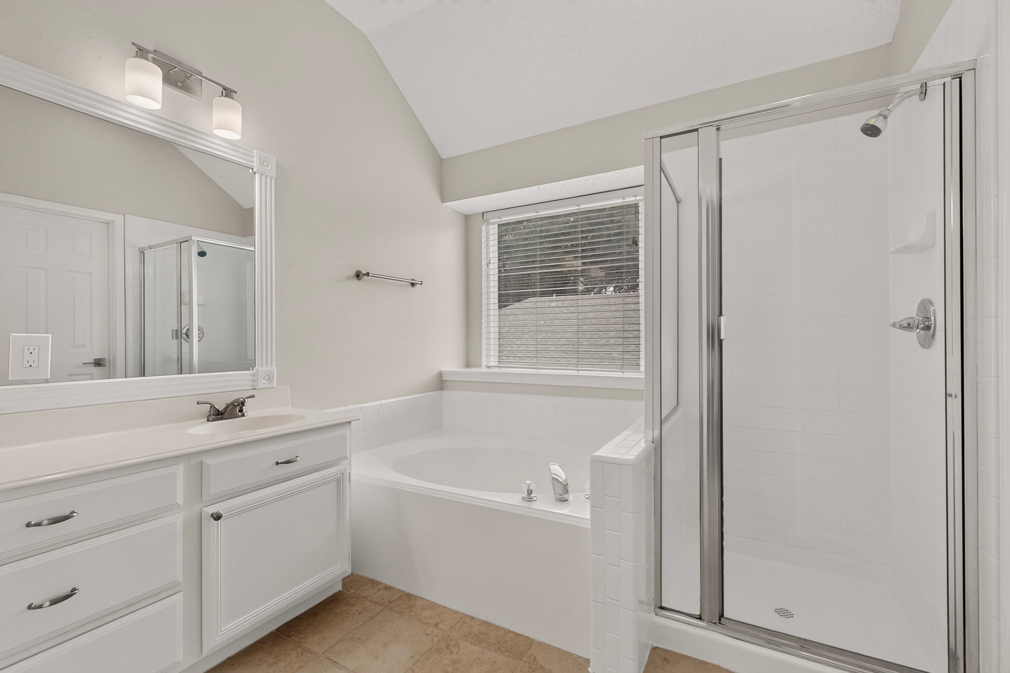 4118 Wynford Drive Garland TX 75043
