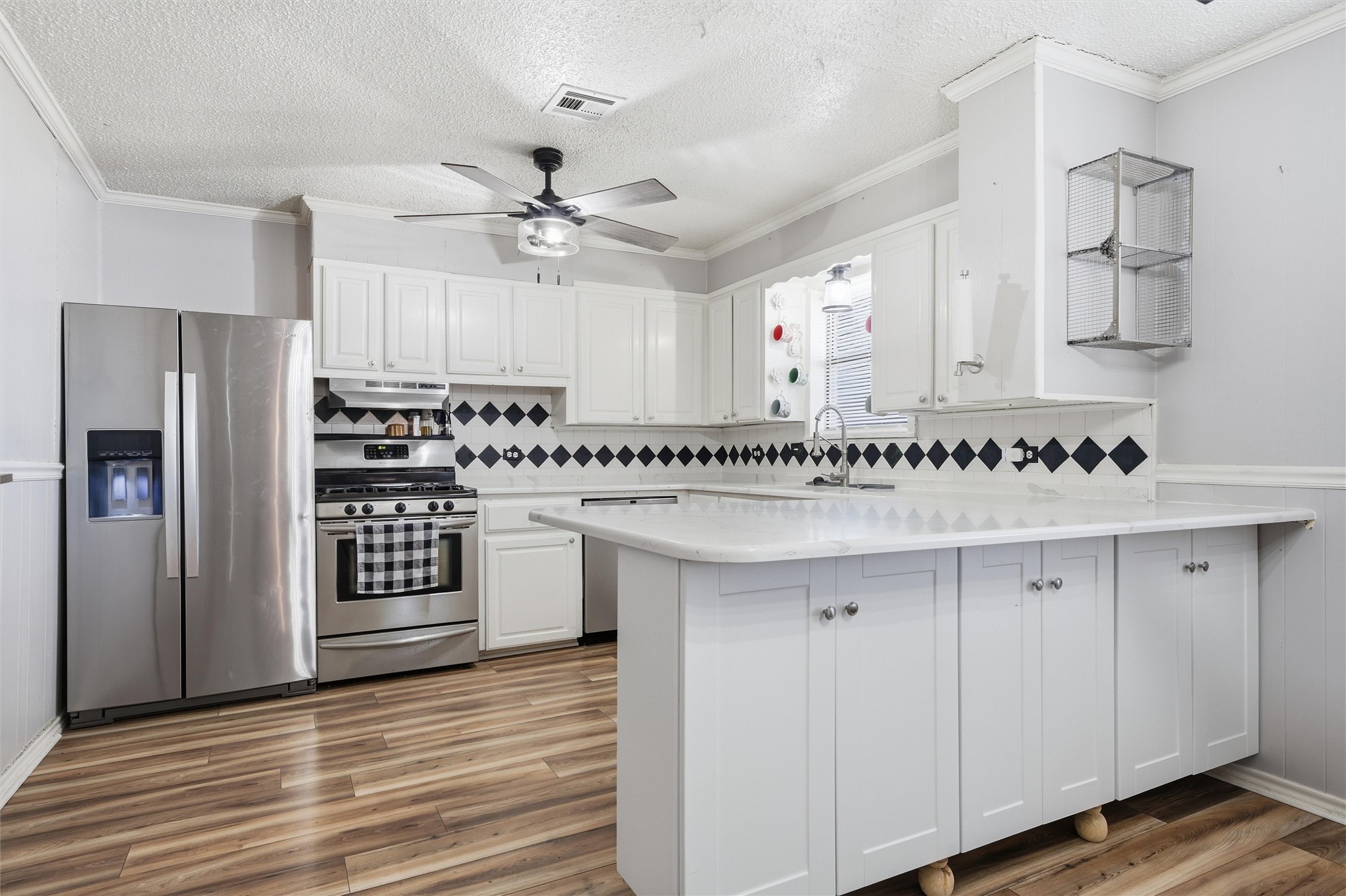 905 W Elizabeth Drive Robinson TX 76706