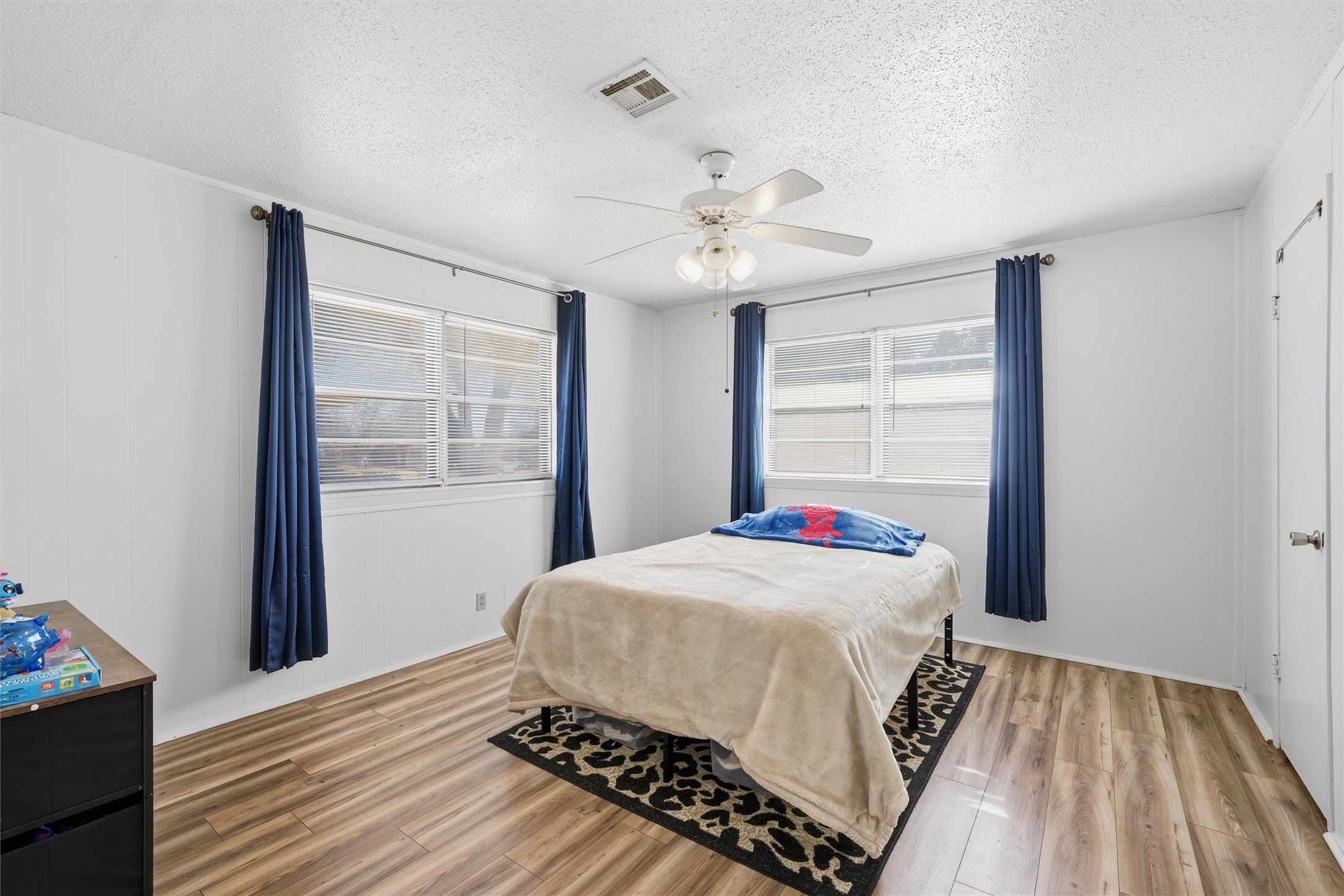 905 W Elizabeth Drive Robinson TX 76706